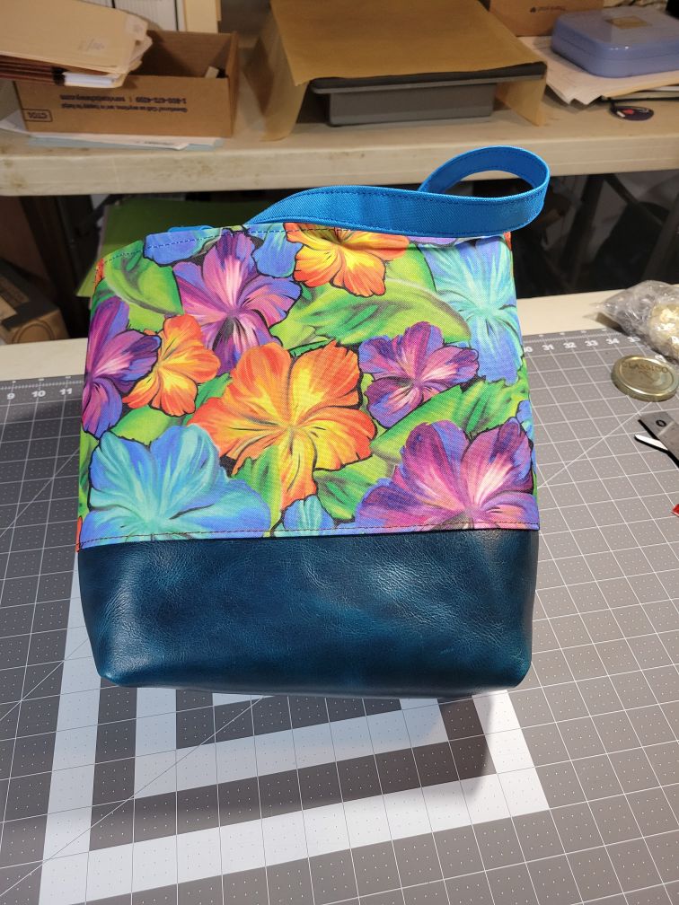 Beautiful Blue and Hawaiian colors  Waterproof Tuesday Bag